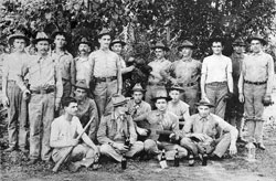 Soldiers Group Photo Spanish American War ca 1898