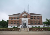 Golden Valley County Courthouse